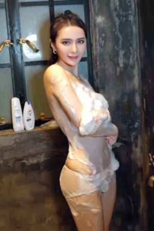 邻家妻子